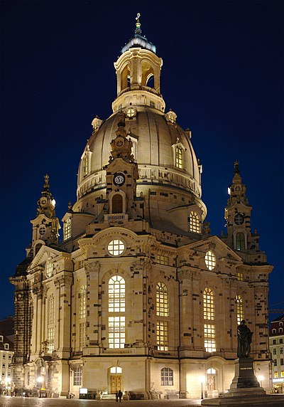 Dresden-Frauenkirche-night.jpg